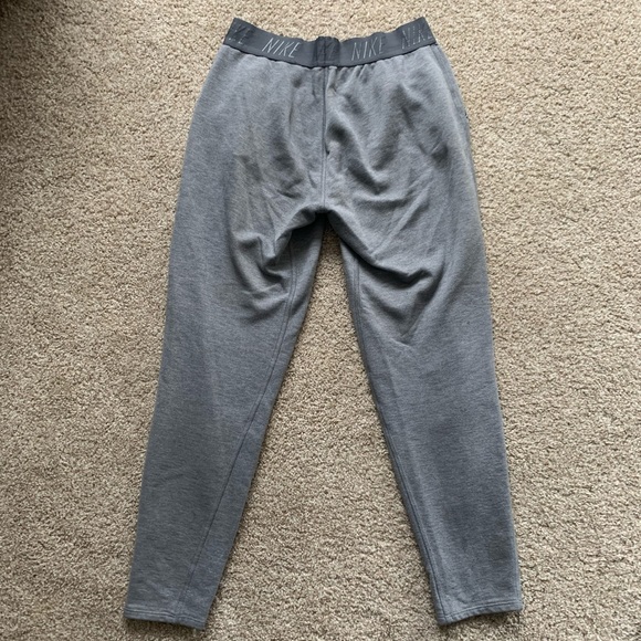 Nike Dri-Fit Sweatpants - Picture 3 of 4